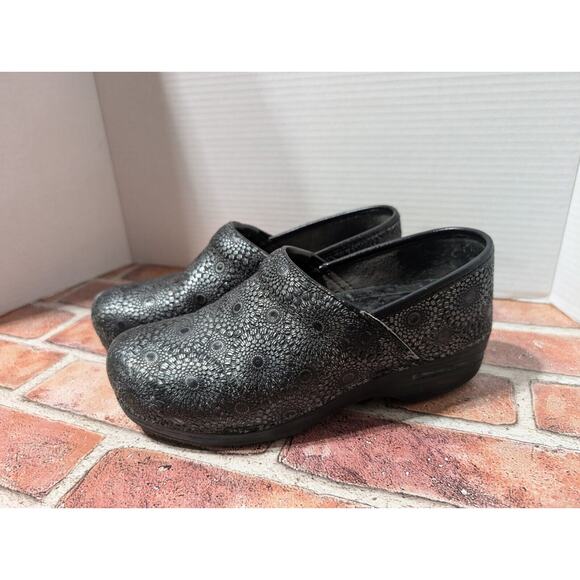Dansko Shoes - Dansko Pro XP Womens Leather Clogs 3912320202 MSRP $155 Size EU 39 US 9
